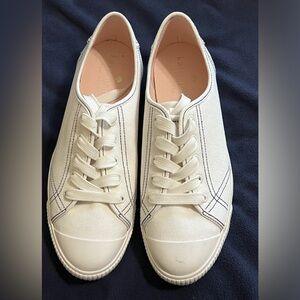 NWOT KATE SPADE WHITE TOMMI SNEAKERS